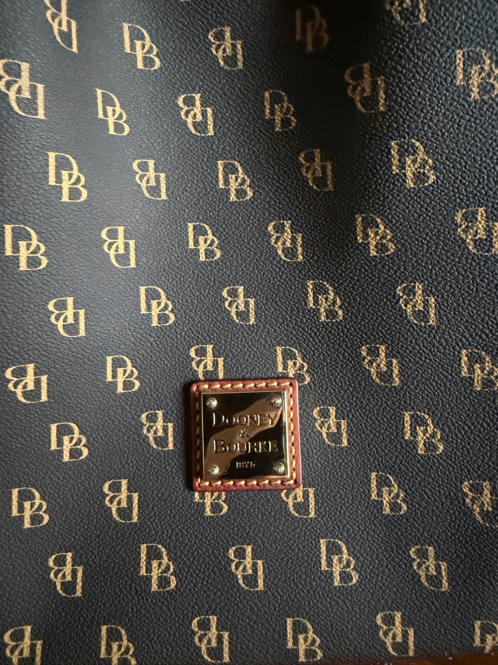 Dooney & Bourke - Picture 3 of 17